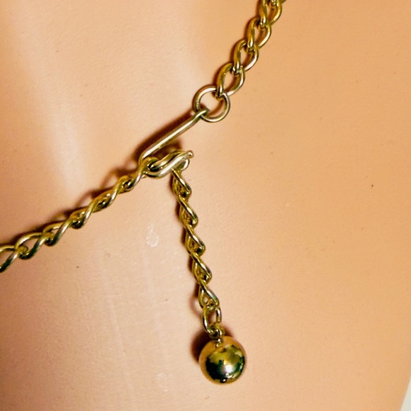 Sarah Coventry Charisma Bib Necklace Goldtone Crescent Chain VTG - Picture 4 of 5